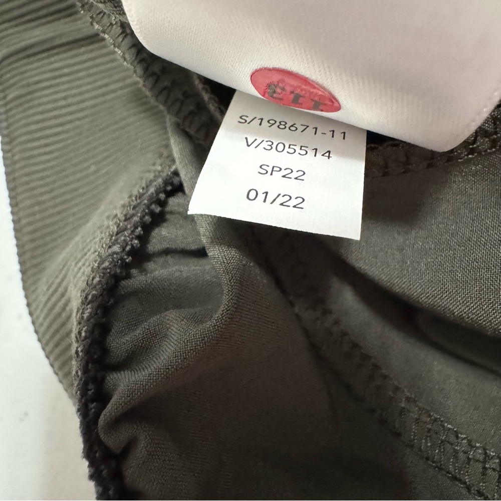 Athleta Brooklyn Mid Rise Ankle Pant Green 10 - Picture 11 of 16